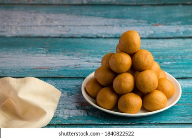 Home made Indian sweets "Besan ke laddoo" - Shutterstock ID 1840822522