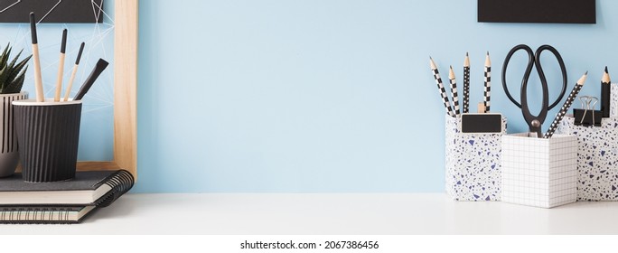 700 Vibrant Wall, Empty Desk Images, Stock Photos & Vectors | Shutterstock