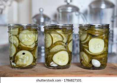 Home Preserved Dill Pickle Slices