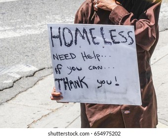 Homeless people in Los Angeles - LOS ANGELES / CALIFORNIA - APRIL 20, 2017