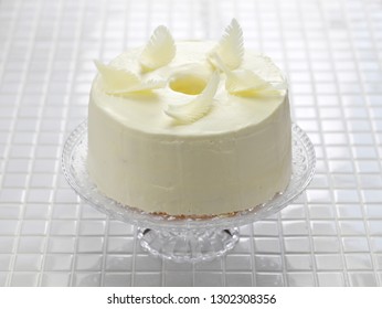 Homemade Angel Food Cake Garnish Ideas, White Chocolate Feathers