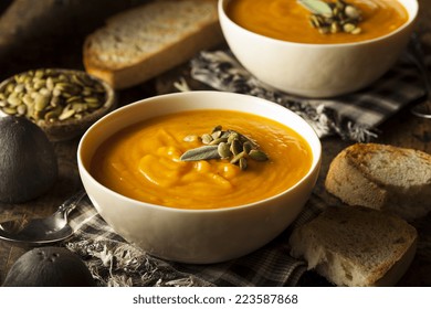 Homemade Autumn Butternut Squash Soup With Bread