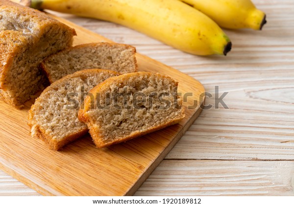 Homemade banana\
bread  or  banana cake\
sliced