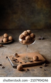 Homemade Chocolate Truffles With Cocoa Powder