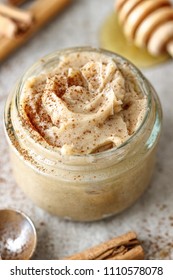 Homemade Cinnamon Honey Butter