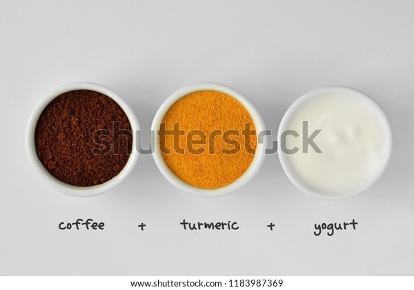 Coffee and turmeric mask