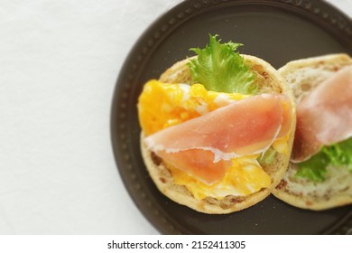 Homemade Ham And Scrambled Egg In English Muffin Sandwich For Cafe Food Image 