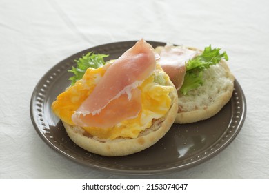 Homemade Ham And Scrambled Egg In English Muffin Sandwich For Cafe Food Image 