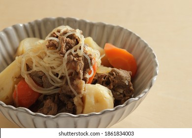 肉じゃが の画像 写真素材 ベクター画像 Shutterstock