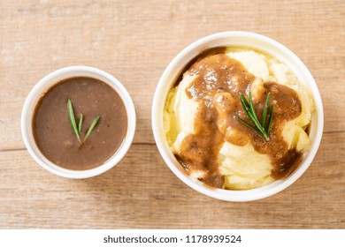 Homemade Mashed Potatoes With Gravy Sauce