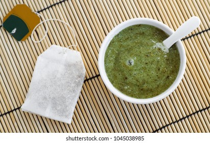 Homemade Natural Mask (scrub) With Sea Salt And Green Tea Extract. Diy Cosmetics. 