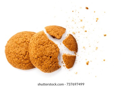 Homemade Round Ginger Biscuit. Delicious Honey Sweetmeal Digestive Cookie On A Plate. On A White Background With Light Shadow. Detailed Closeup Studio Shot.