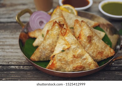 Homemade Samosas Diwali Festival Snacks Coriander Stock Photo ...