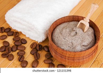 Homemade skin exfoliant (skin scrub) of ground coffee and sour cream
