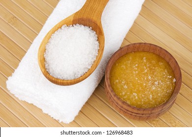 Homemade Skin Exfoliant (skin Scrub) Of Sea Salt And Honey