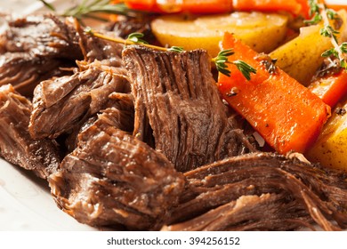 Homemade Slow Cooker Pot Roast With Carrots And Potatoes