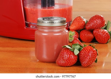 Homemade Strawberry Baby Food