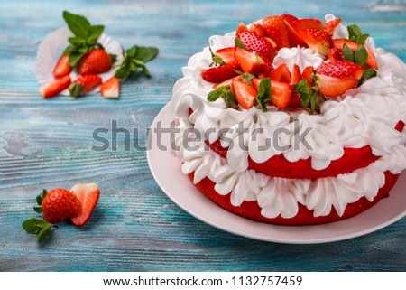 Homemade strawberry cheese cake with cream