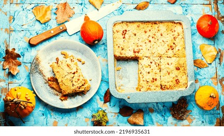 Homemade Traditional Autumn Pie, Pumpkin Pie. Flat Lay