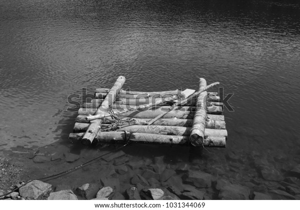 Homemade wooden\
raft