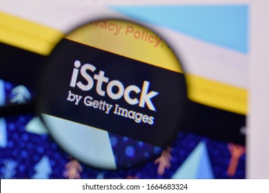 Homepage of i stock website on the display of PC, url - i stock.com.