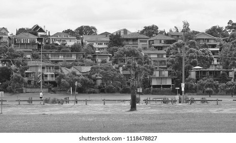 Homes On A Hill Overlooking The Maribyrnong River.