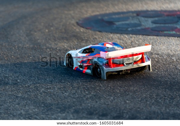 Homestead,\
Florida/USA - January 03, 2020: Nascar racing toys car model on\
mini speedway track. Car model\
hobby.