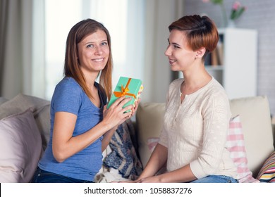 Lesbian teen eats box
