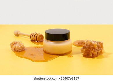 honeycomb and honeydipper , moisturizing cream