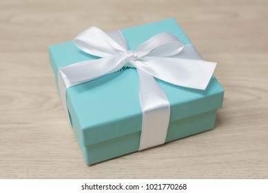 tiffany and co little blue box