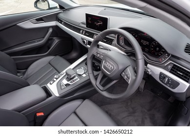 Bilder Stockfotos Und Vektorgrafiken Audi A4 Shutterstock