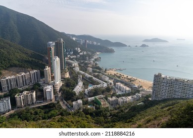 Hong Kong, China - Feb 06 2022: Tsz Lo Lan Shan Path Is A Hiking Path From Wong Nai Chung Reservoir To Tai Tam Reservoir. It Is A Scenic Hike With A View On The Repulse Bay.