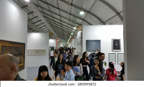 Hong Kong, China - March 15, 2015 : People Visiting At Hong Kong Art Central Exhibition In Hong Kong. It Is The Contemporary Art Exhibition For Public To View And Explore On It.