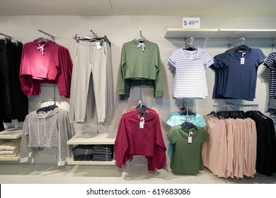 57,880 Fast fashion Stock Photos, Images & Photography | Shutterstock