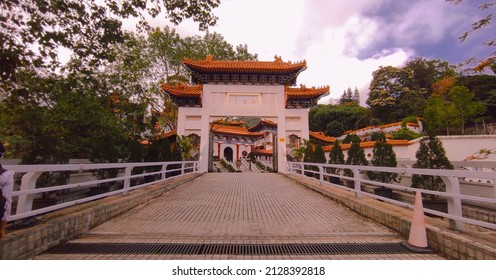 Hong Kong, February 2022 : The Western Ji Temple Is A Buddhist Dojo Located In Sanyotan, Laowei County, Tsuen Wan, New Territories, Hong Kong