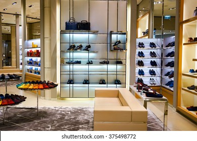 329 Tods store Images, Stock Photos & Vectors | Shutterstock