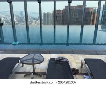 Hong Kong - October 17 2015: The Rooftop Swimming Pool At The W Hong Kong Hotel