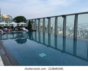 Hong Kong - October 17 2015: The Rooftop Swimming Pool Of The W Hong Kong Hotel In Kowloon