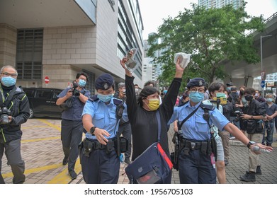 Hong Kong Tycoon Jimmy Lai, Others To Be Sentenced For Illegal Assembly

West Kowloon Court
Apr,16 2021