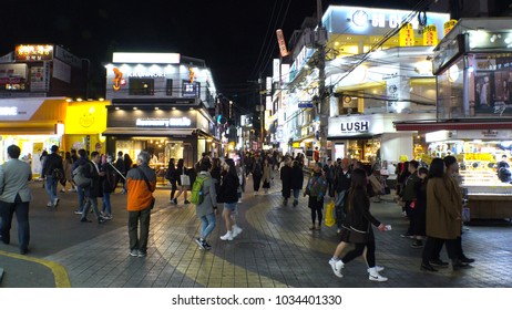 107 Hongdae (area) Images, Stock Photos & Vectors 