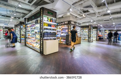 HONGKONG, CHINA - MAY 28: A Top Supermarket Selling Fresh Grocery And Frozen Items In Hongkong On May 28,2015. Delicate Decoration Improve The Customer's Shopping Experience.