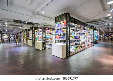 HONGKONG, CHINA - MAY 28: A Top Supermarket Selling Fresh Grocery And Frozen Items In Hongkong On May 28,2015. Delicate Decoration Improve The Customer's Shopping Experience.