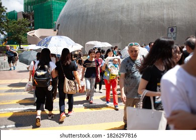 Hongkong - July 9, 2017 : People On Salisbury Road, Hongkong