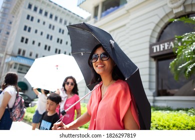 Hongkong - July 9, 2017 : People On Salisbury Road, Hongkong