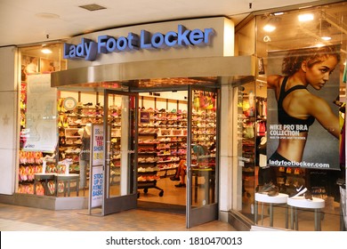 Honolulu - August 7, 2014: Lady Foot Locker Store In Ala Moana Mall.
