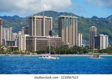 Honolulu, Hawaii - February 10, 2022 : Waikiki Beach Seen From A Boat Off Honolulu In Hawaii - Modern American City On A Volcanic Island In The Middle Of The Pacific Ocean