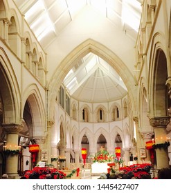 Honolulu, Hawaii, United States - December 24, 2015: The Nave Of St. Andrew's Cathedral For Christmas Eve Service