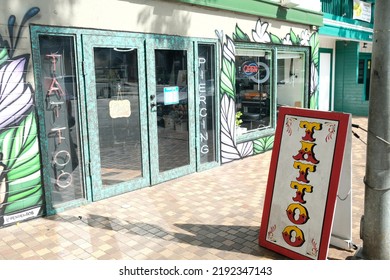 Honolulu, Hawaii, USA - August 2 2022: Exterior Of A Tattoo Shop In Waikiki, Hawaii.