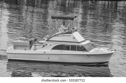 Speed Boat Images Stock Photos Vectors Shutterstock