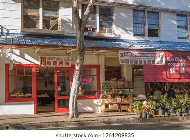 Honolulu, Hawaii, USA.  Dec. 18, 2018.  Urban Decay On North Hotel Street In Chinatown.